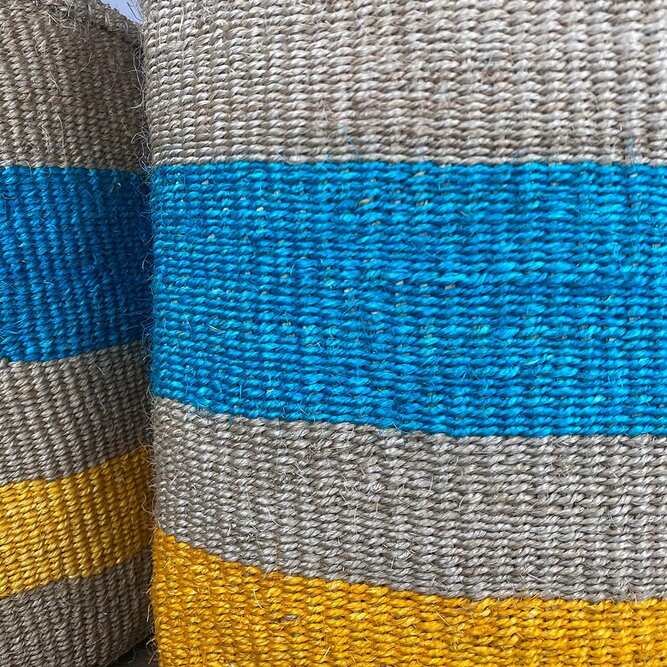Liwalo Turquoise & Gold Weaved Straw Basket (D20cm x H20cm) Indoor Plant Pot Cover - image 1