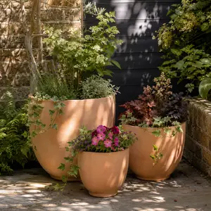 Causago Terracotta Egg Planter (D33cm x H31cm) Handmade Outdoor Plant Pot - image 2