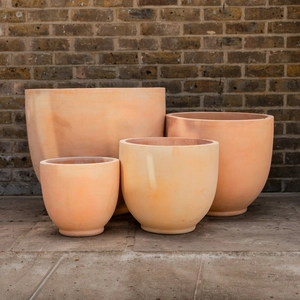 Causago Terracotta Egg Planter - Handmade Outdoor Plant Pot