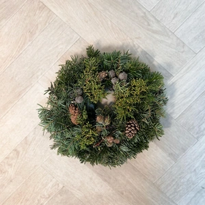 Decorative Pine & Juniper Cone Wreath (30cm) Handmade Christmas Wreath - image 1