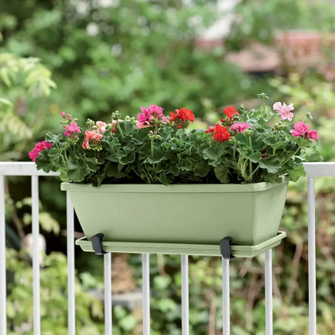 Elho Barcelona 70cm Green Trough Planter – Eco-Friendly Plastic - image 2