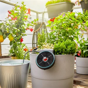 Gardena AquaBloom Set: Solar-Powered Irrigation for Effortless Plant Care - image 4