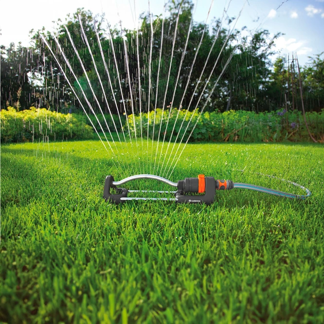 Gardena Oscillating Sprinkler Small - image 2