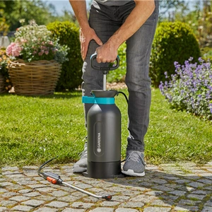 Gardena Pressure Sprayer 5L Comfort: Advanced Plant Care Made Easy - image 3