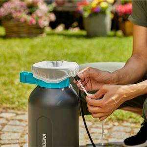 Gardena Pressure Sprayer 5L Comfort: Advanced Plant Care Made Easy - image 5