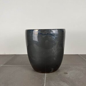 Grace Metallic Bronze-Grey (D23cm x H24cm) Indoor Plant Pot Cover - image 3