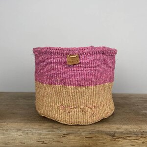Keti Pink Weaved Straw Basket (D24cm x H20cm) Indoor Plant Pot Cover - image 1