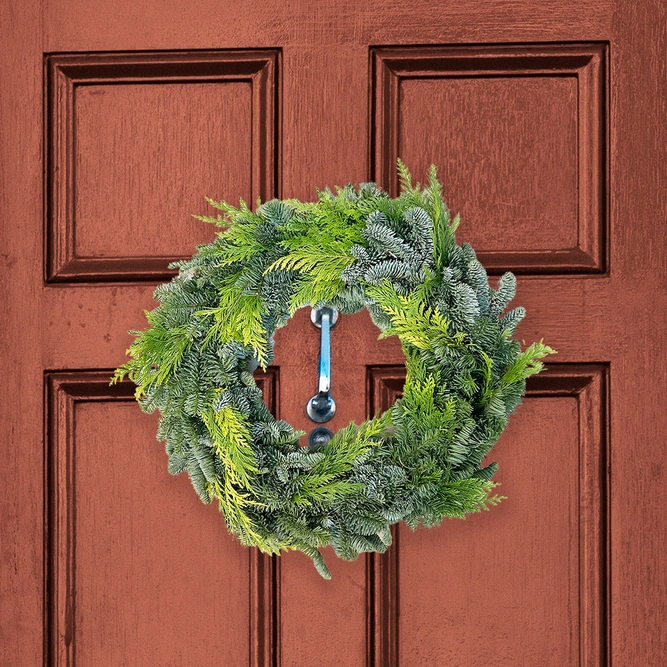 Mixed Pine Wreath (30cm) Christmas Wreath - image 3