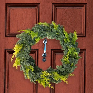 Mixed Pine Wreath (50cm) Christmas Wreath - image 3