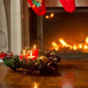 Real Pine Christmas Wreath (60cm) - image 4