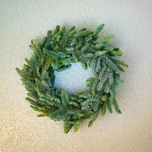 Real Pine Christmas Wreath (60cm) - image 1
