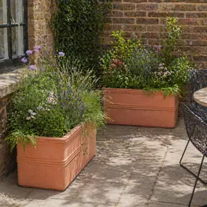 Ribbed Terracotta Trough (W62cmxH25xD25) Outdoor Plant Trough - image 2