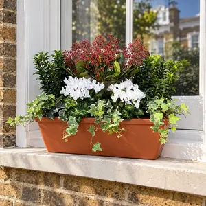 The Deluxe White Winter Festive Roma Planter