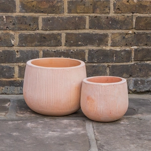 Whitewash Terracotta Handmade Cauldron Rib Planter (D28cm x H23cm) Outdoor Plant Pot